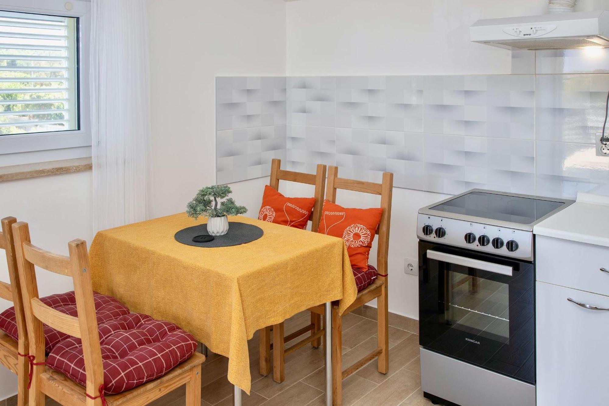 Ferienwohnung Goldfinch Estate Banjole Zimmer foto