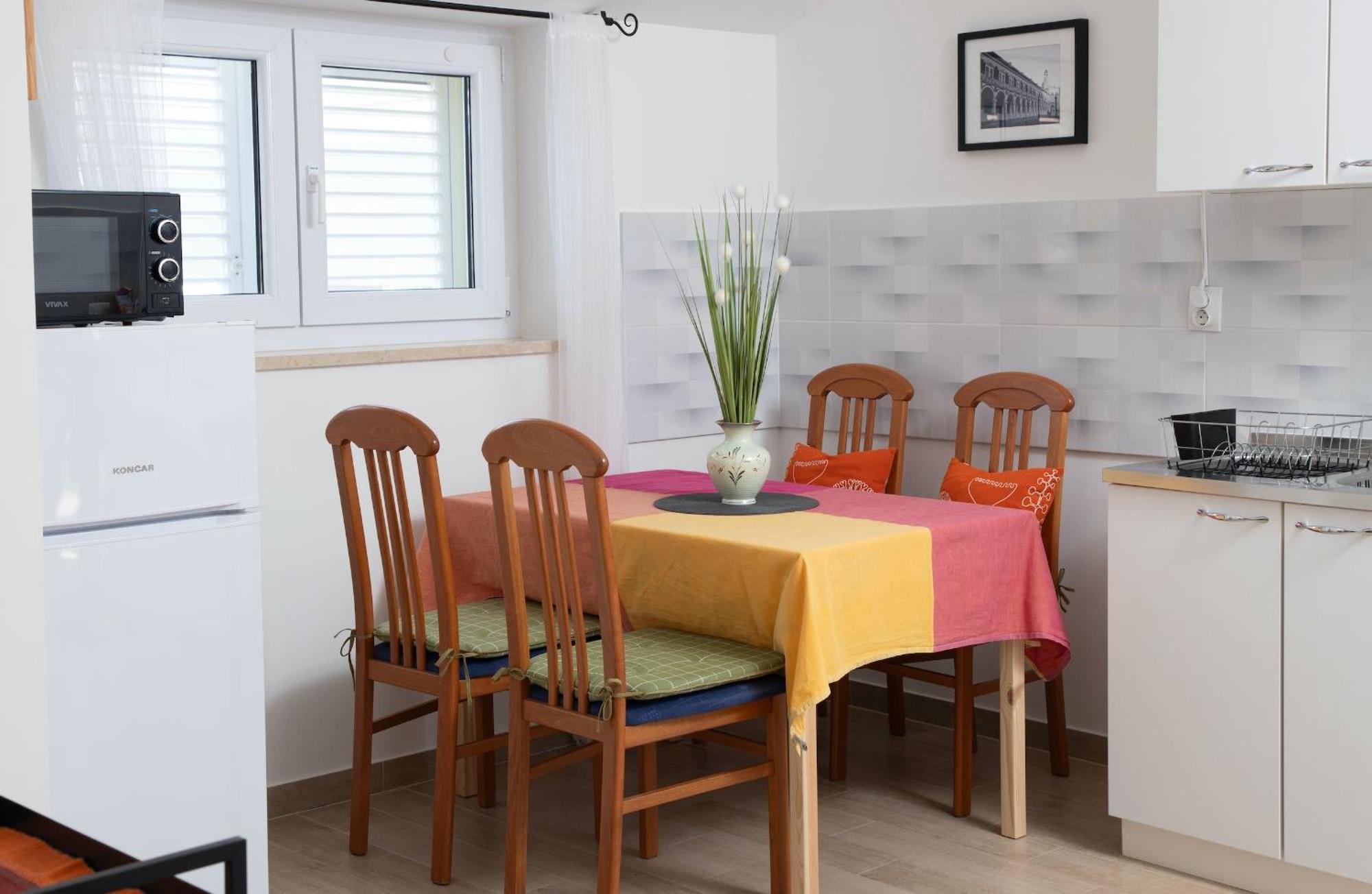 Ferienwohnung Goldfinch Estate Banjole Zimmer foto