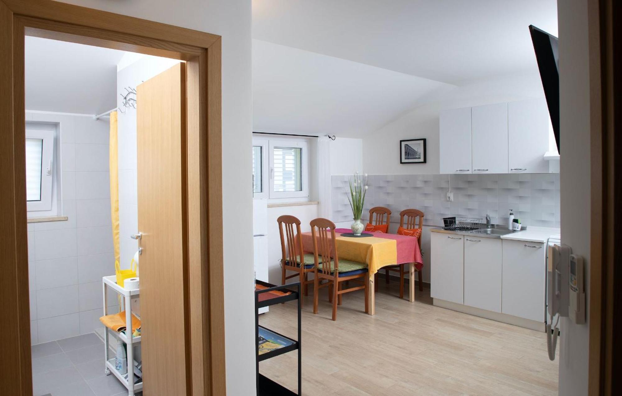 Ferienwohnung Goldfinch Estate Banjole Zimmer foto